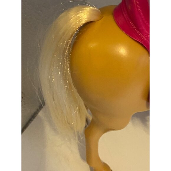 Lot Of Three Toy Horses With Accessories - Black White & Yellow With Pink Saddle - Picture 8 of 9